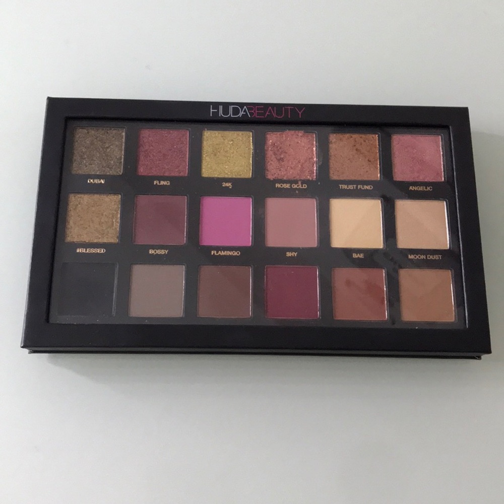 Huda beauty palette